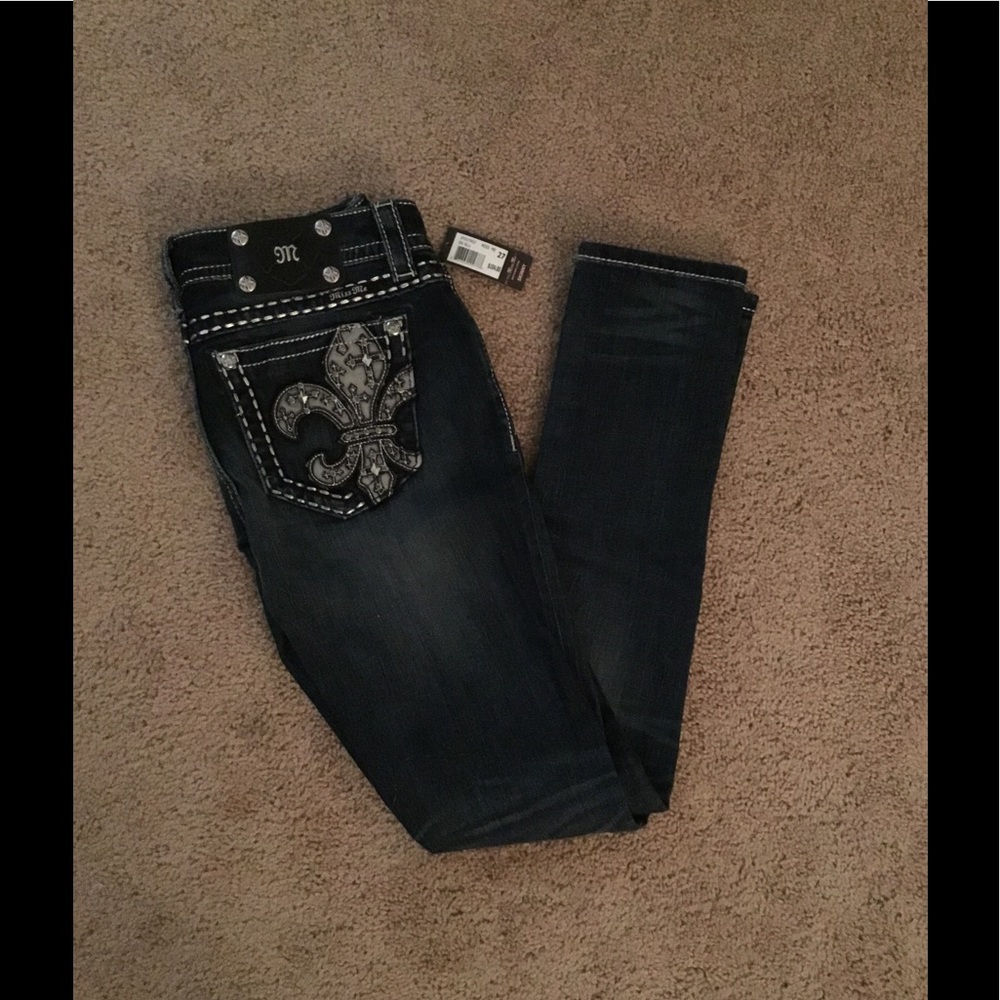Miss Me size 27 brand new jeans