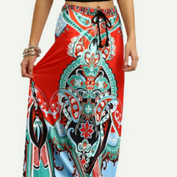 SALE FINAL PRICE Morro Bay Maxi - Picture 2 of 5