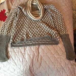 Turtle neck sweater