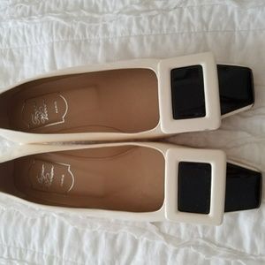 Roger Vivier Black and Cream Patent Flats