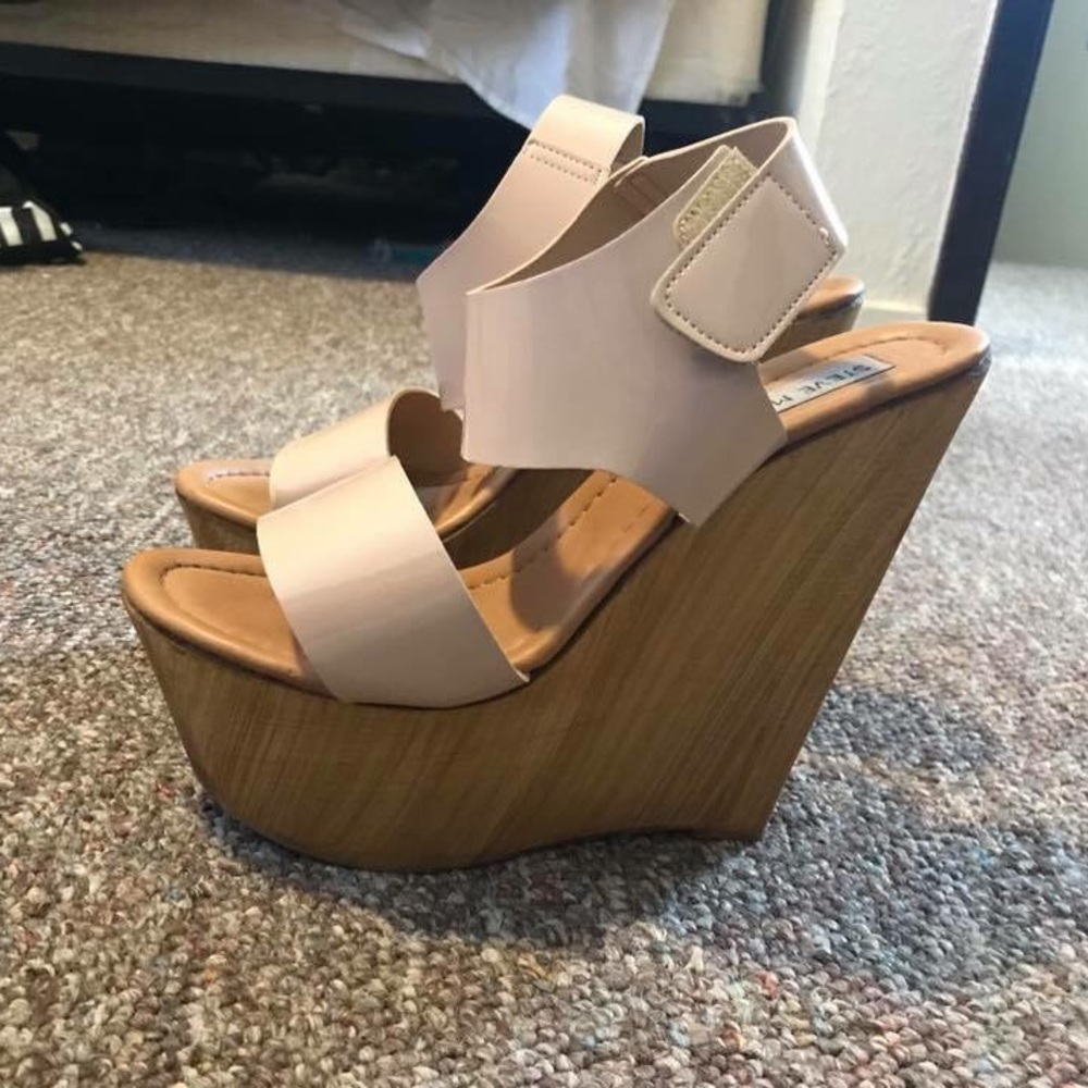 Steve Madden wedges