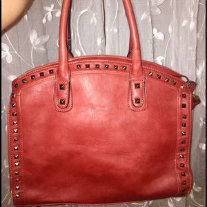 Great Bag. Many pockets