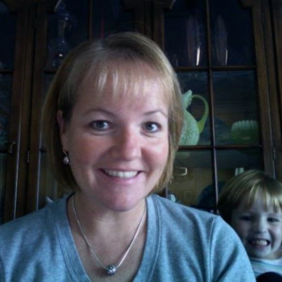 Meet your Posher, Lynn - Picture 1 of 1