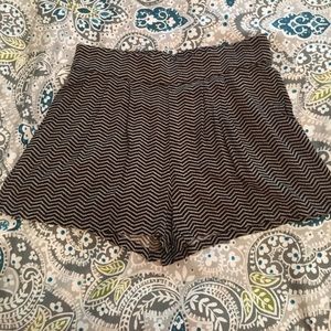 High Waisted Pocket Flowy Shorts