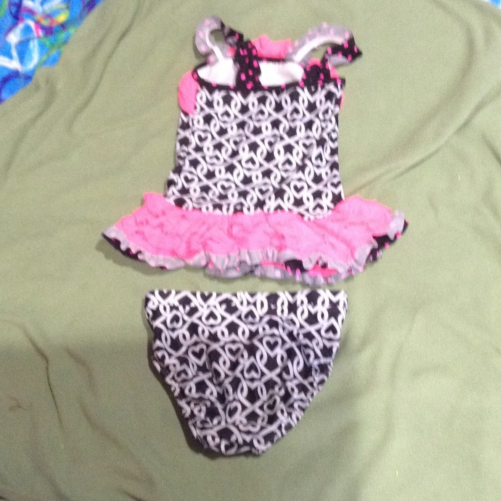 Girls Tankini! - Picture 2 of 2
