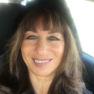 Meet your Posher, Deborah