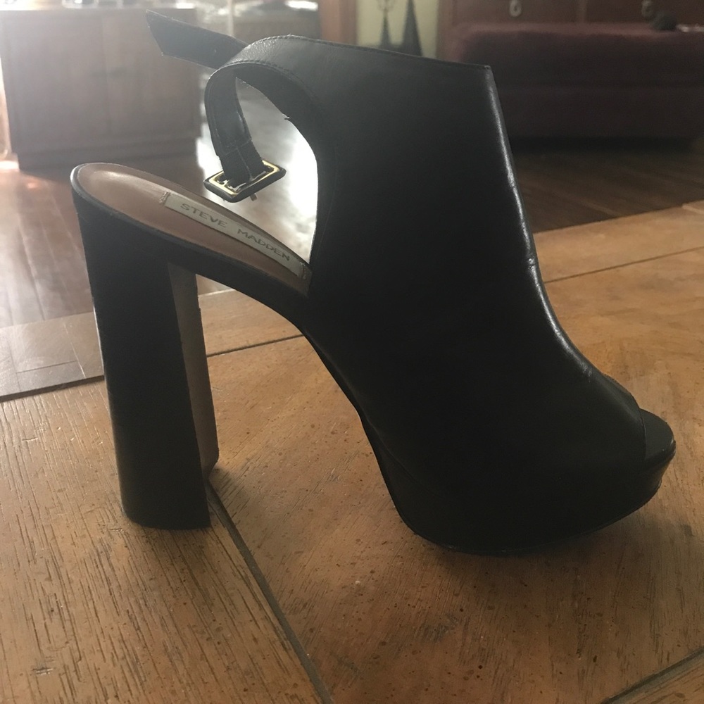 Black Platform Peep Toe Chunky Heel