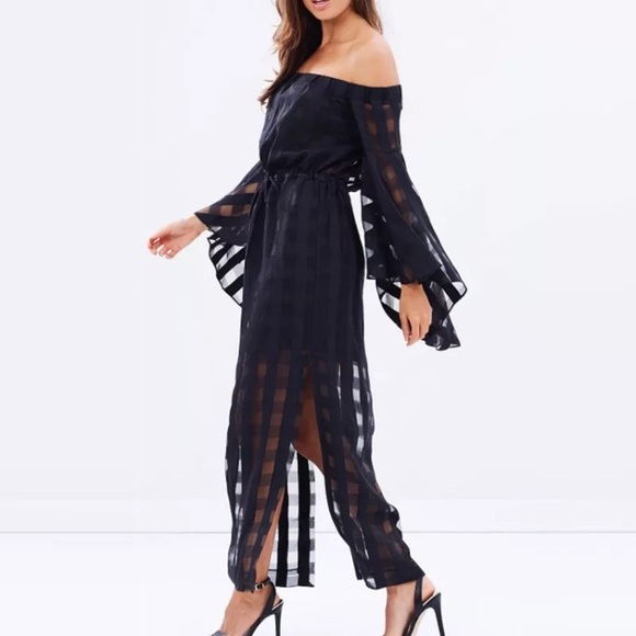 Dresses & Skirts - 🍋FINAL PRICE🍋Lola Off Shoulder Sheer Dress