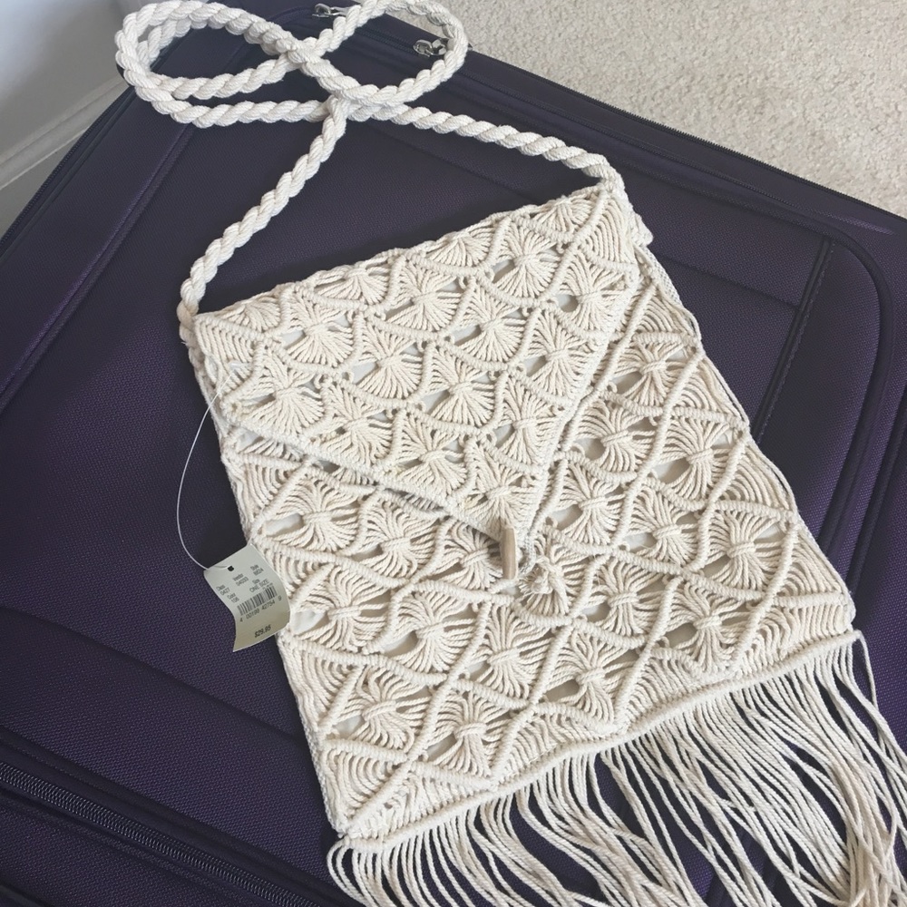 AMERICAN EAGLE Crossbody Fringe Bag