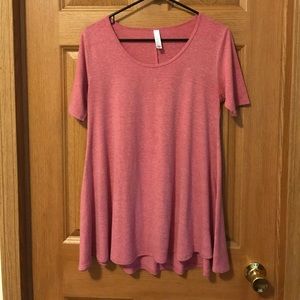 Lularoe XXS Perfect Tee. EUC