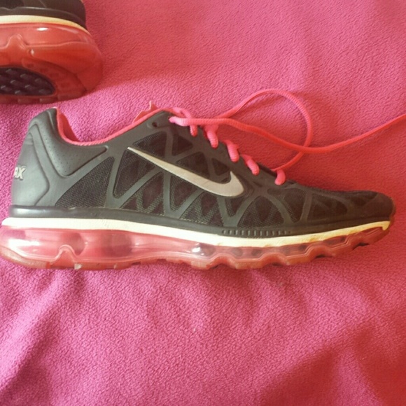 *SOLD* Nike Air Max running shoe size 9 1/2 - Picture 4 of 8