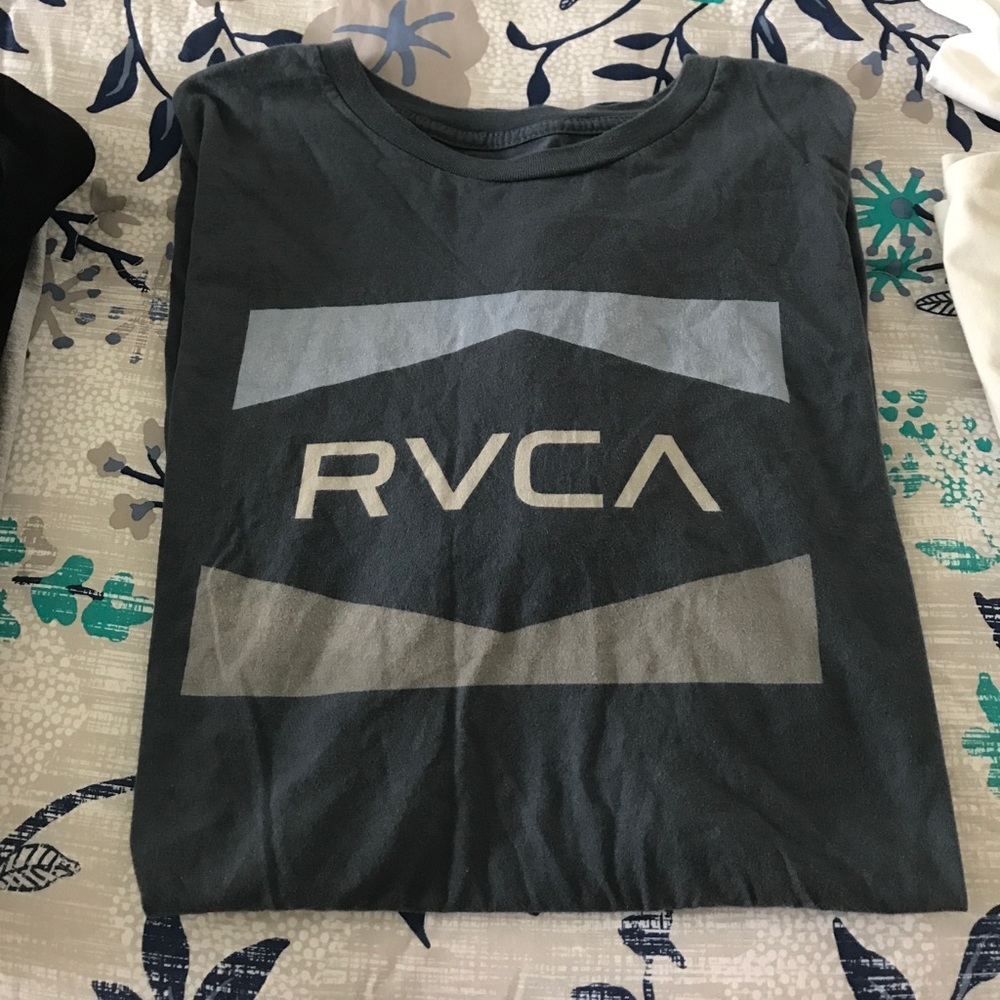 RVCA t shirt