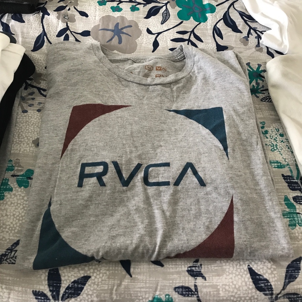 RVCA t shirt