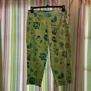 Capri pants