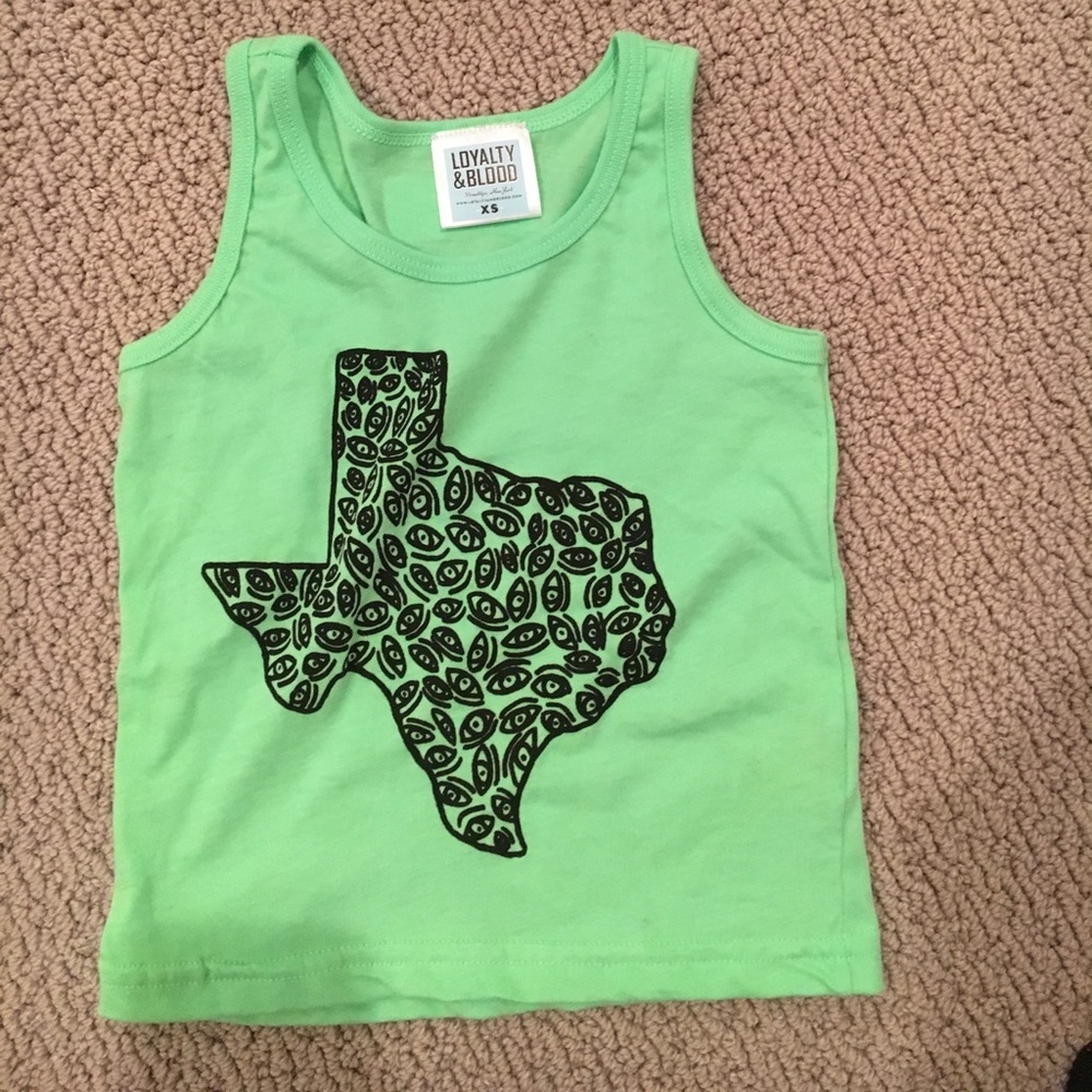 Eyes of Texas tx blood and loyalty boys tee muscle