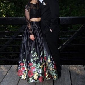 Sherri Hill prom dress