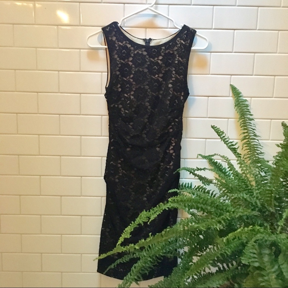 l🥂🍾Nicole Miller Dress