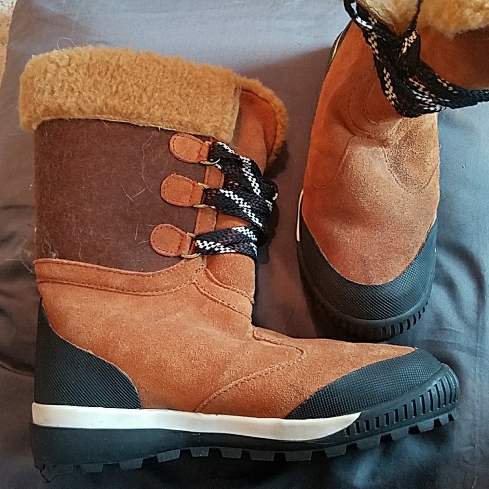 Winter boots
