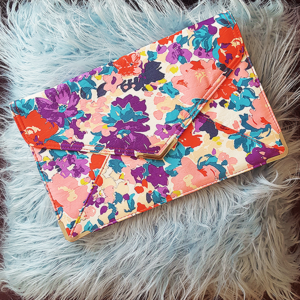 F21 Floral Clutch