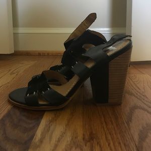 Dolce Vita leather heeled sandal size 7