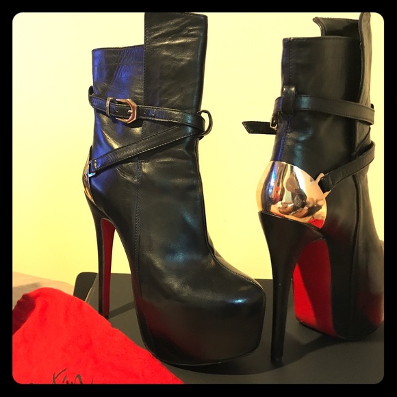 Sold out Louboutin Equestria Heel-Plate Red Bootie - Picture 1 of 4