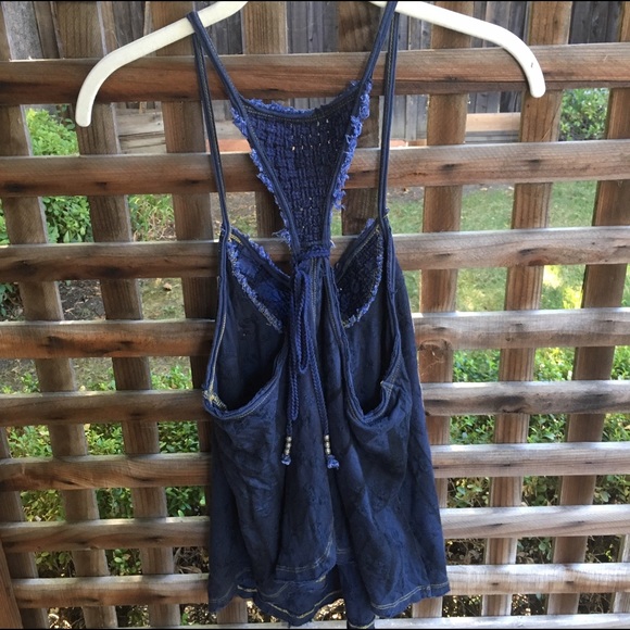 Free People navy open back flowy tank - Picture 4 of 5
