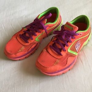 SOLD Skechers running shoes