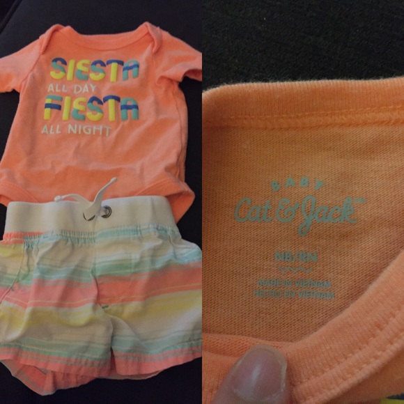 Newborn outfit - Picture 1 of 1