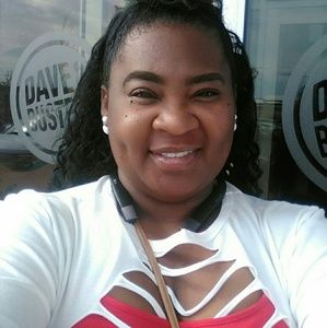 Meet your Posher, Mesha
