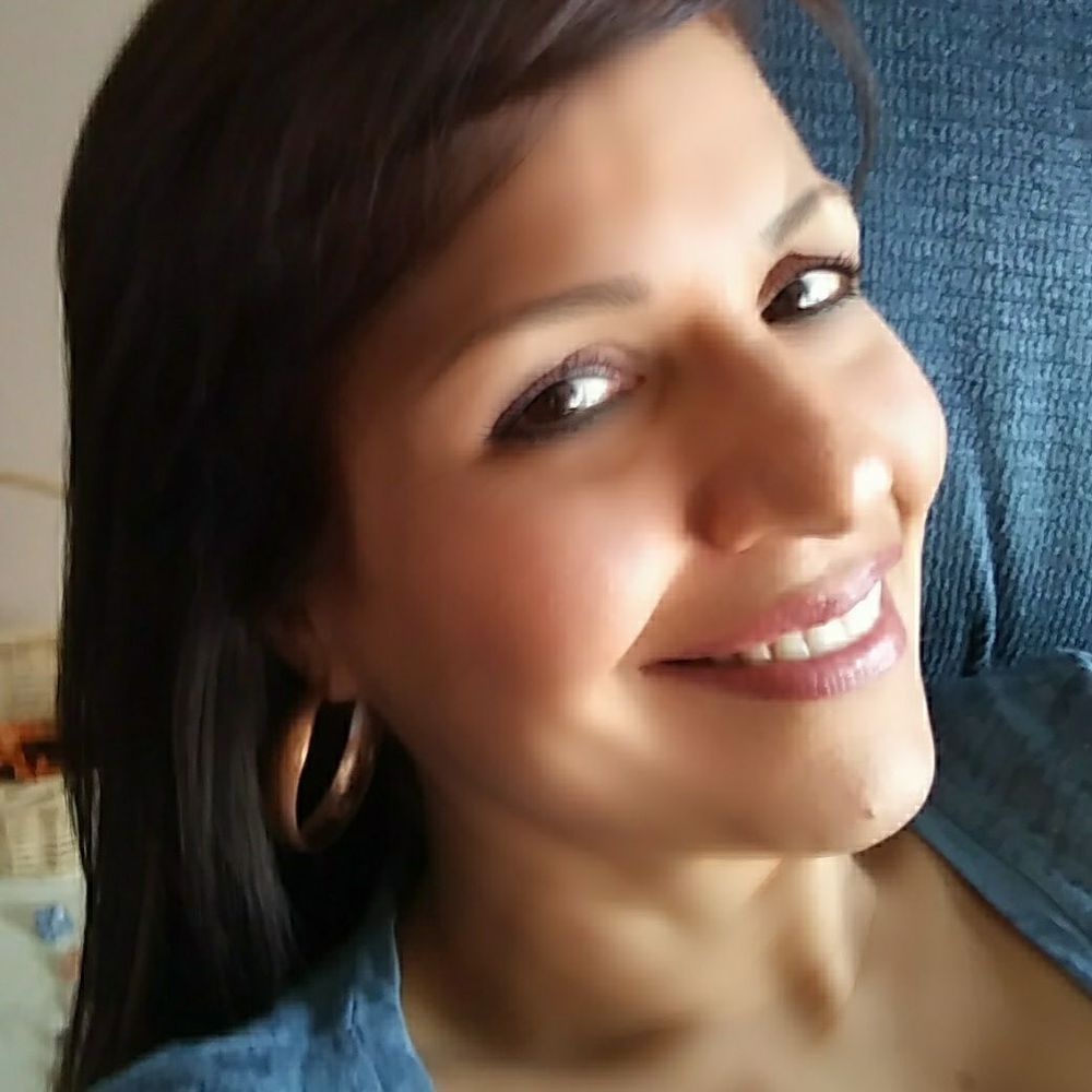 Meet your Posher, Perla