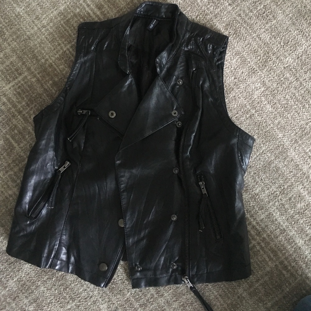 Zio Black Faux Leather Vest