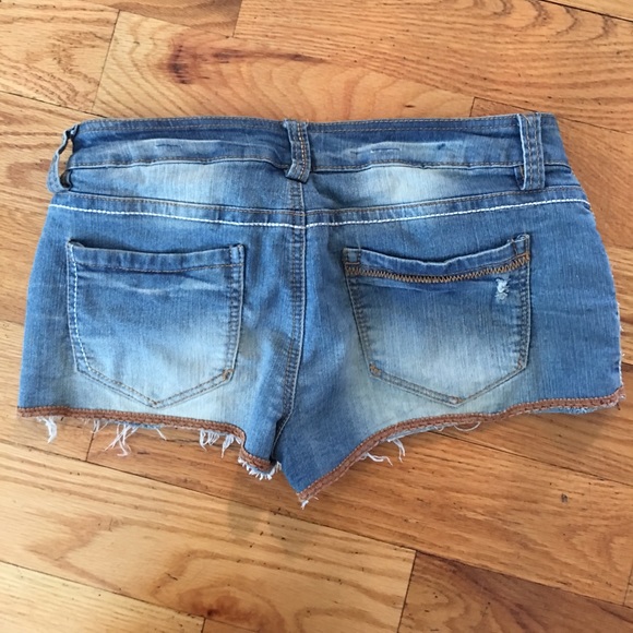 Light Wash Denim Cutoff Shorts - Picture 3 of 4