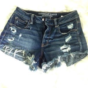 American Eagle Hi-rise Festival Shorts