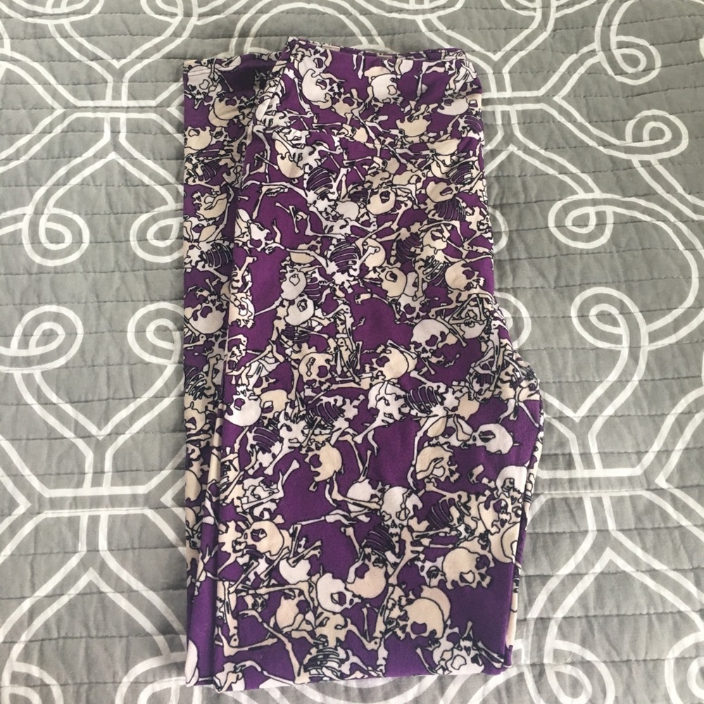 EUC lularoe OS leggings - Halloween edition