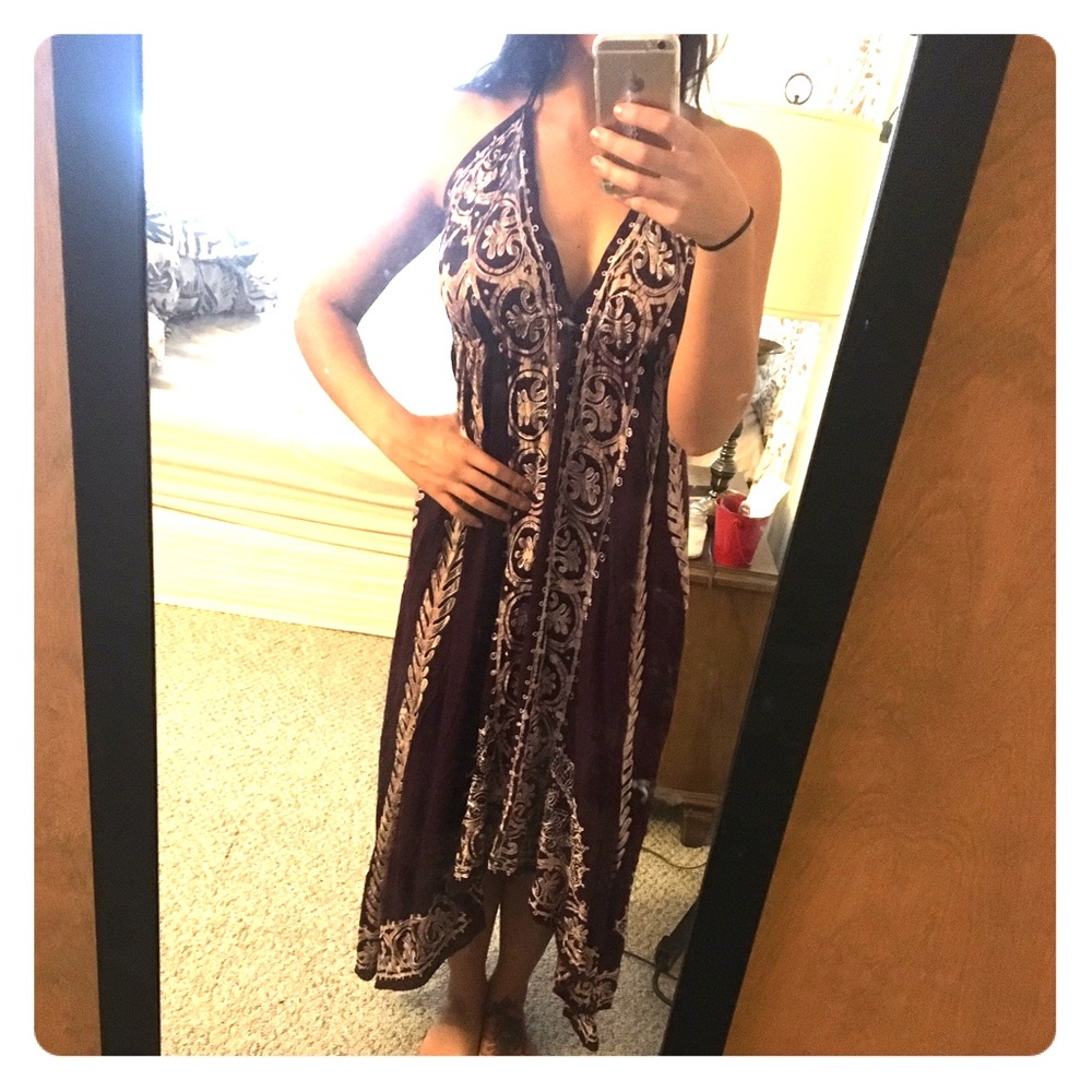 Long, flowy, halter dress - in great condition!