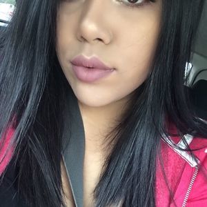 Meet your Posher, Reina