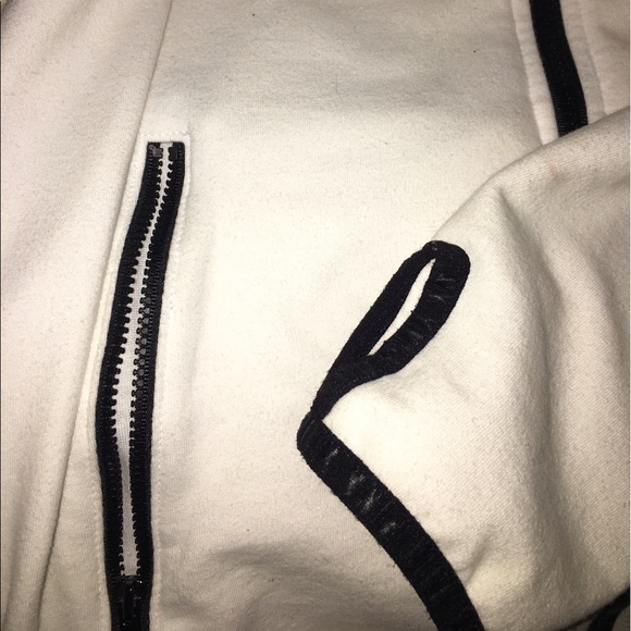 🎀VS PINK WHITE ZIP UP JACKET🎀 - Picture 6 of 8