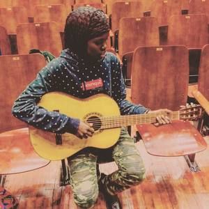 Meet your Posher, Alia