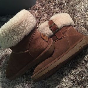 Bearpaw short boots