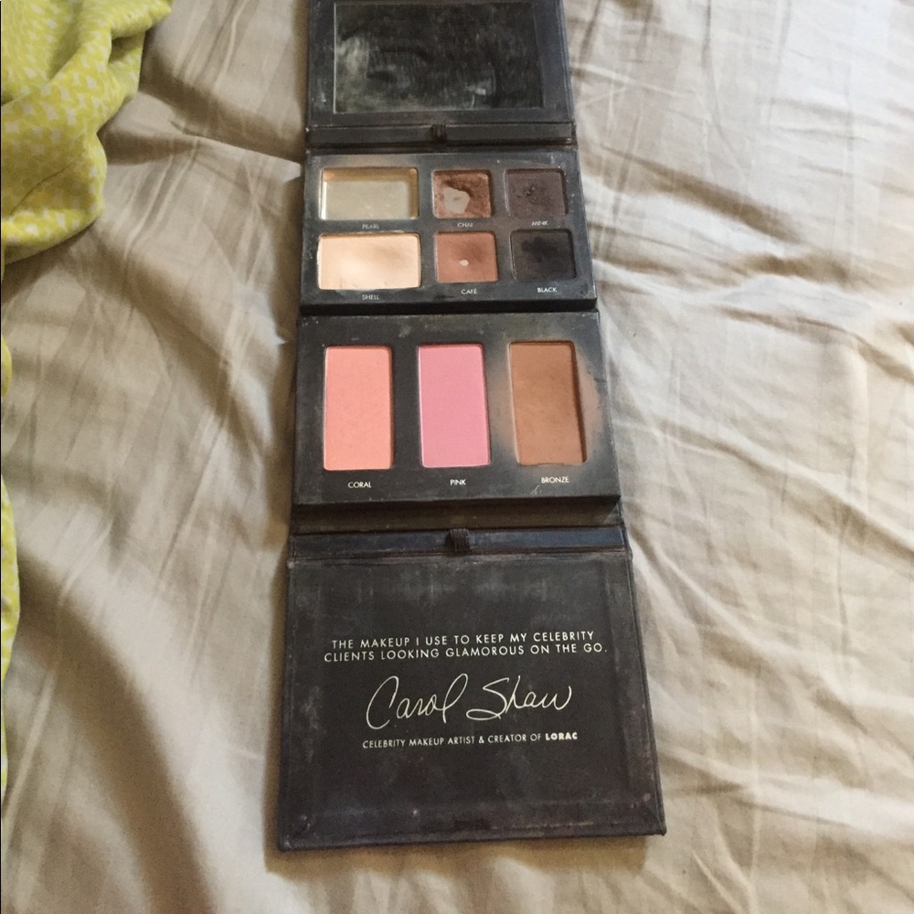 Pre-loved lorac pro to go pallet