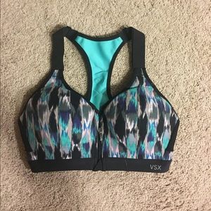 Like new, Victoria's Secret sport bra 32C