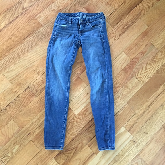 American Eagle Light Wash Jeggings - Picture 2 of 4