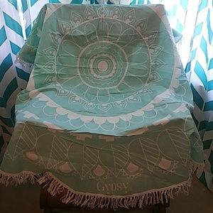Never used teal Gypsy "Roundie" beach blanket