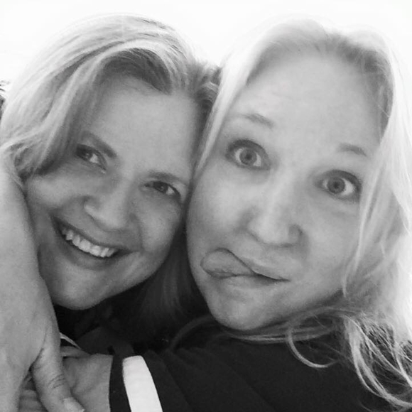 Meet your Posher, Lori - Picture 1 of 1