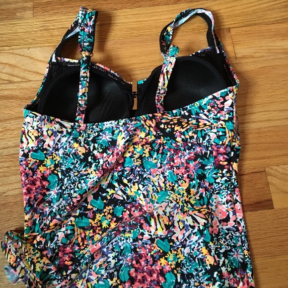 Never worn Captiva tankinni with Skort - Picture 6 of 6