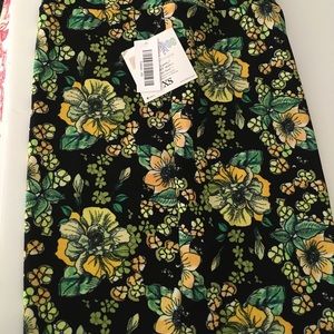 Lularoe Cassie XS  NWT