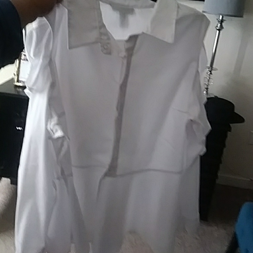 Top - Picture 2 of 3