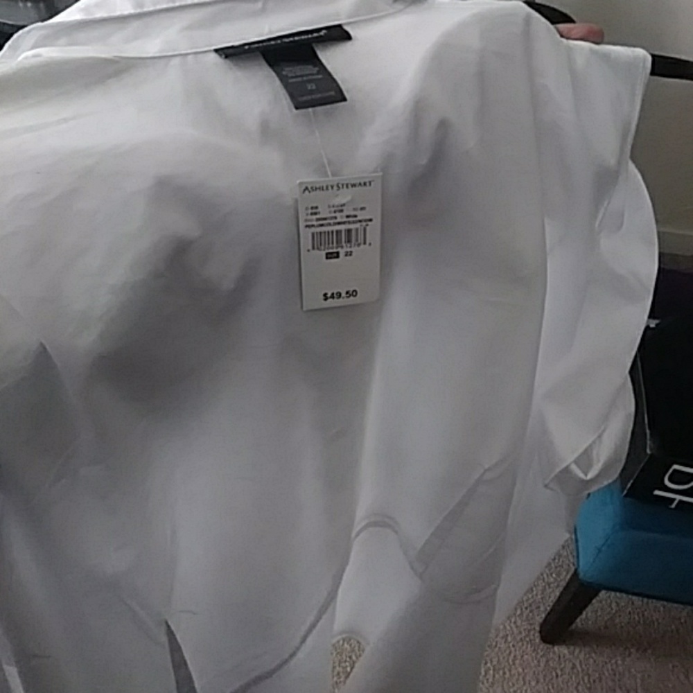 Top - Picture 3 of 3