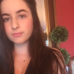 Meet your Posher, Anastasia