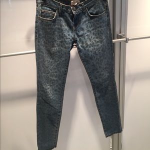 Current Elliot leopard skinny jean